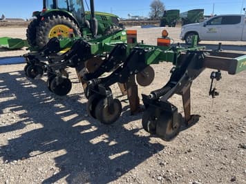 Main image John Deere 2100